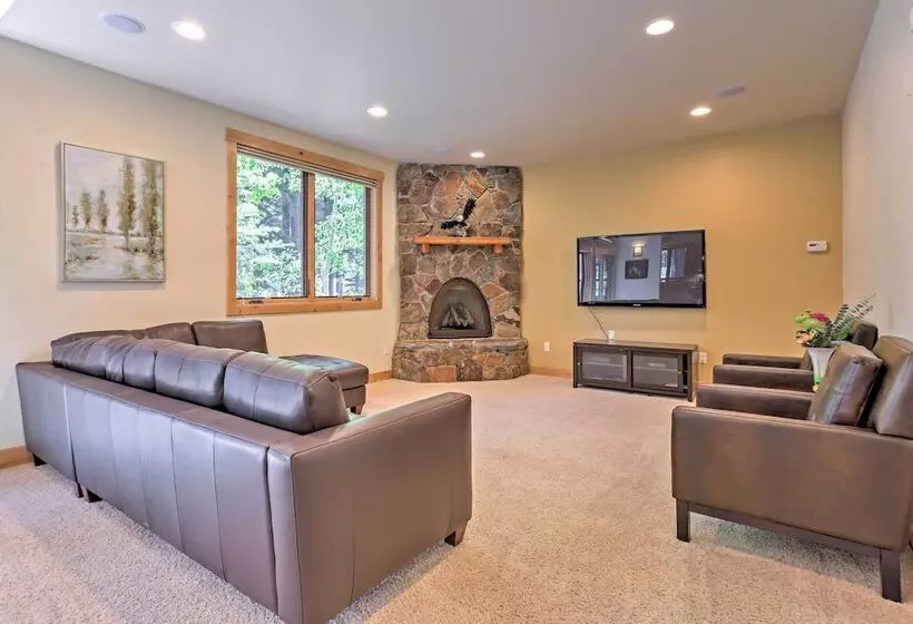 Lake Tahoe Home W/ Forest Views: Ski At Heavenly!