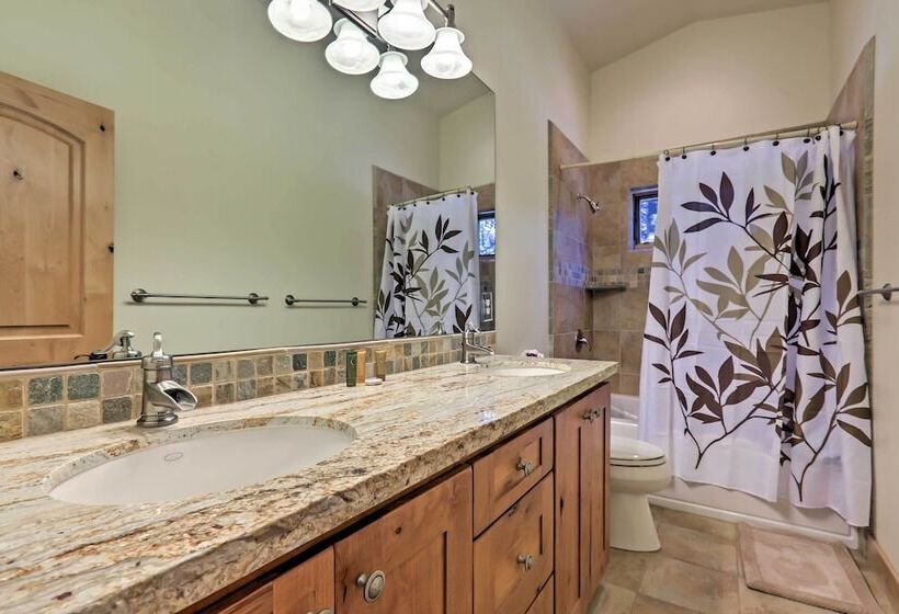 Lake Tahoe Home W/ Forest Views: Ski At Heavenly!