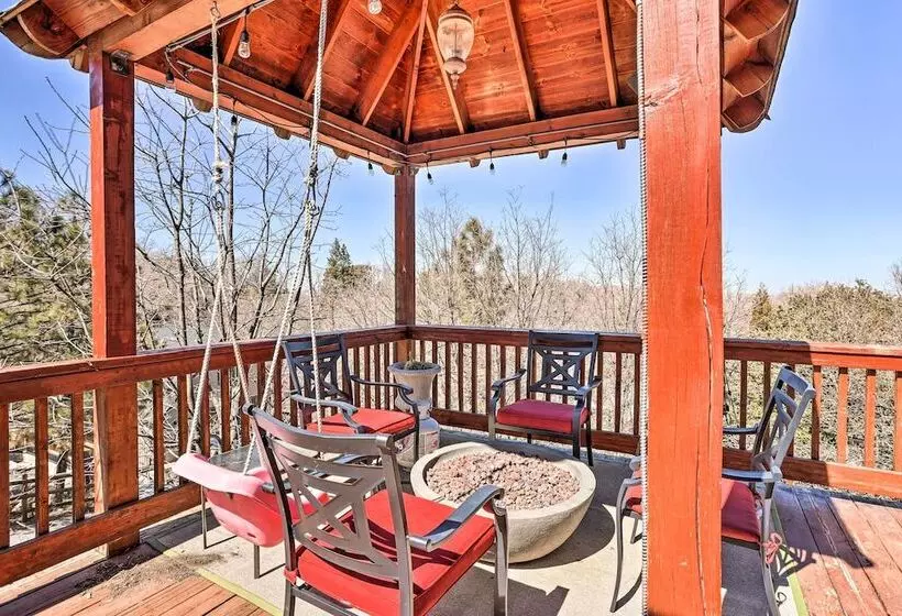 Lovely Lake Arrowhead Home W/ Private Hot Tub
