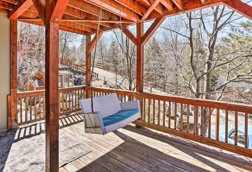 Lovely Lake Arrowhead Home W/ Private Hot Tub