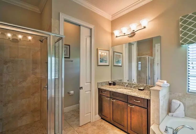 Luxe Reunion House W/ Private Pool: Near Disney!