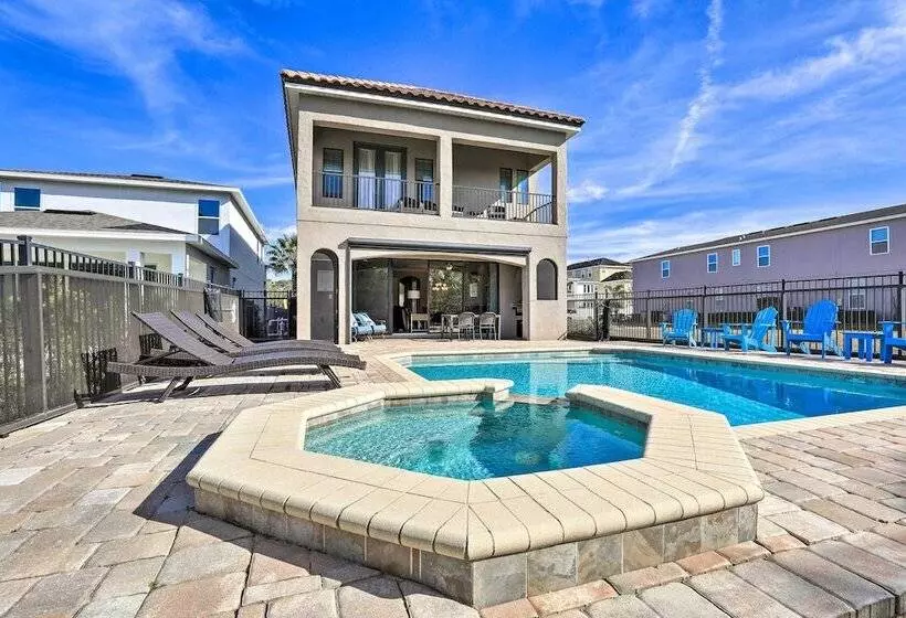 Luxe Reunion House W/ Private Pool: Near Disney!