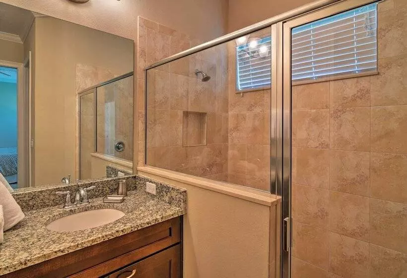 Luxe Reunion House W/ Private Pool: Near Disney!