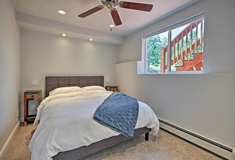 12 Mi To Red Rocks: Morrison Home W/ Deck