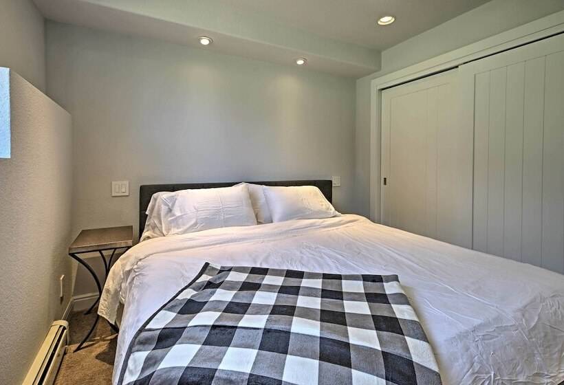 12 Mi To Red Rocks: Morrison Home W/ Deck