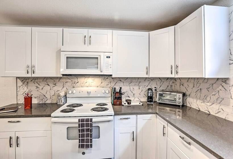 Modern Wheat Ridge Home < 5 Mi To Denver!