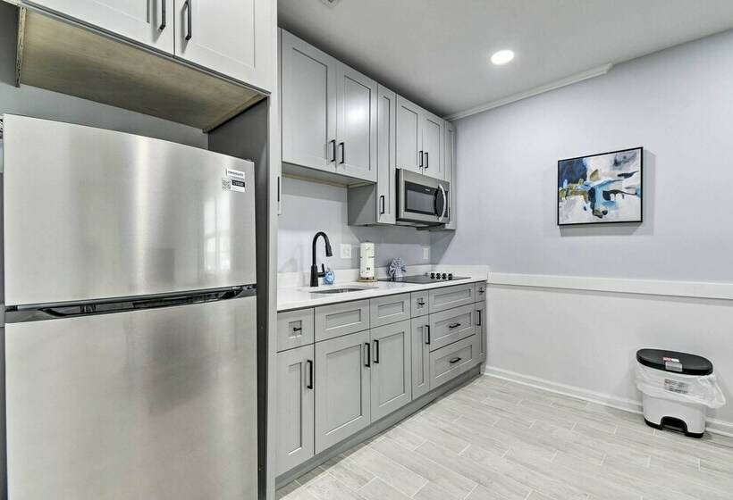 Myrtle Beach Duplex Home W/ Deck + Fire Pit!