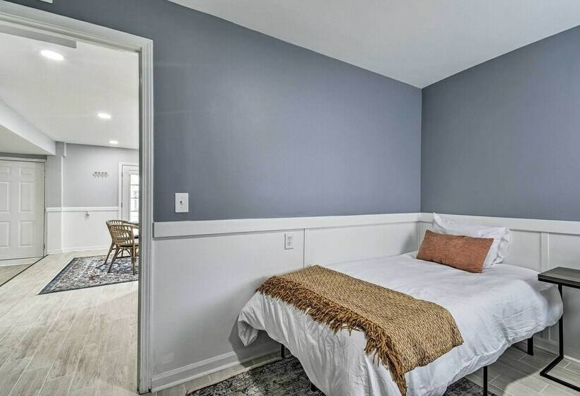 Myrtle Beach Duplex Home W/ Deck + Fire Pit!