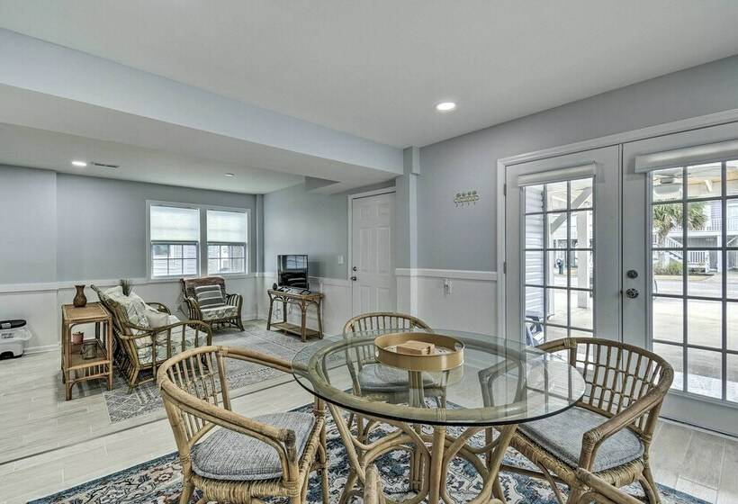 Myrtle Beach Duplex Home W/ Deck + Fire Pit!