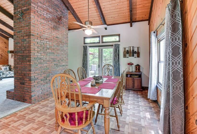 New Hampshire Vacation Rental   Walk To Beach!