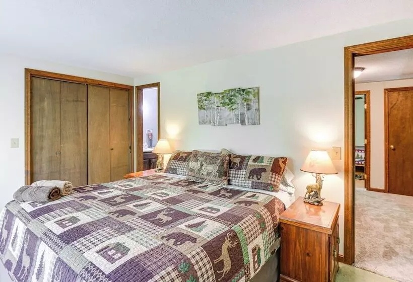 New Hampshire Vacation Rental   Walk To Beach!