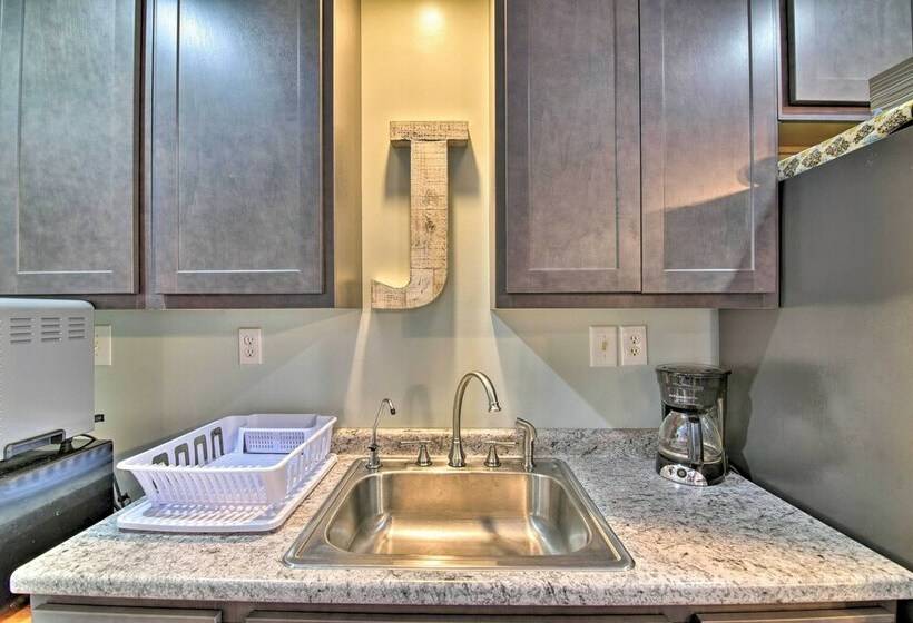 Rural Escape By Sardis Lake: 25 Mi To Oxford!