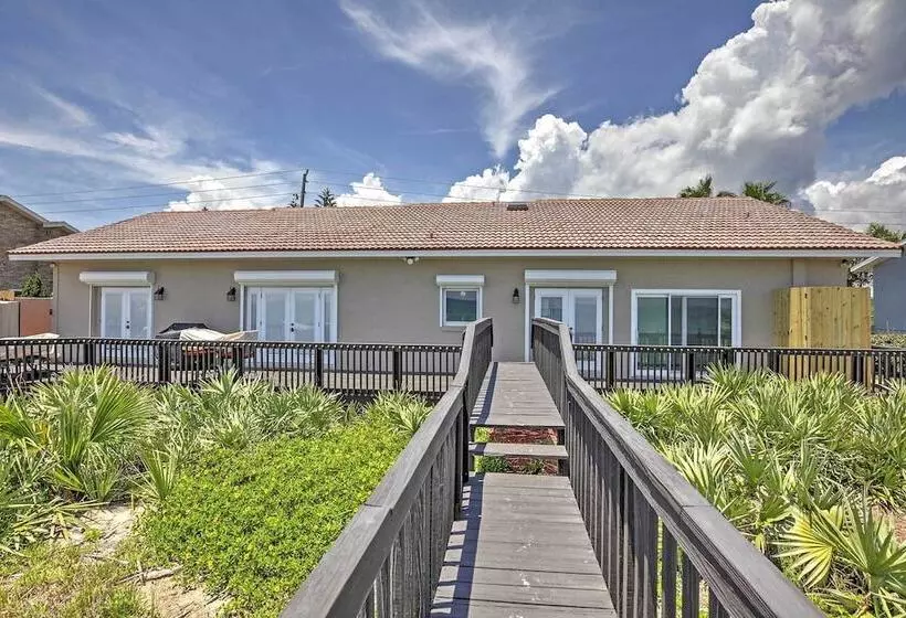 Oceanfront Oasis In Flagler Beach W/ Deck & Views!