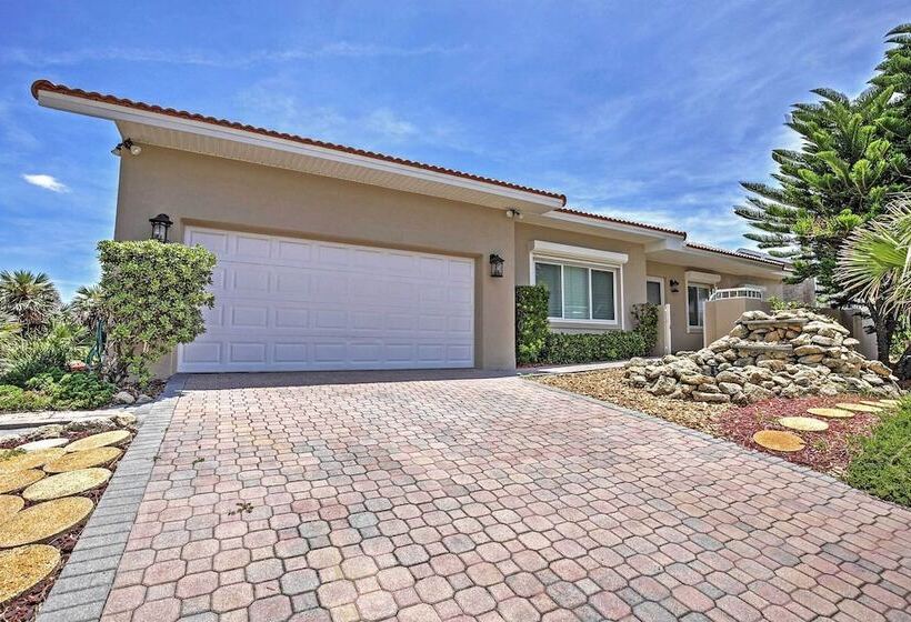 Oceanfront Oasis In Flagler Beach W/ Deck & Views!