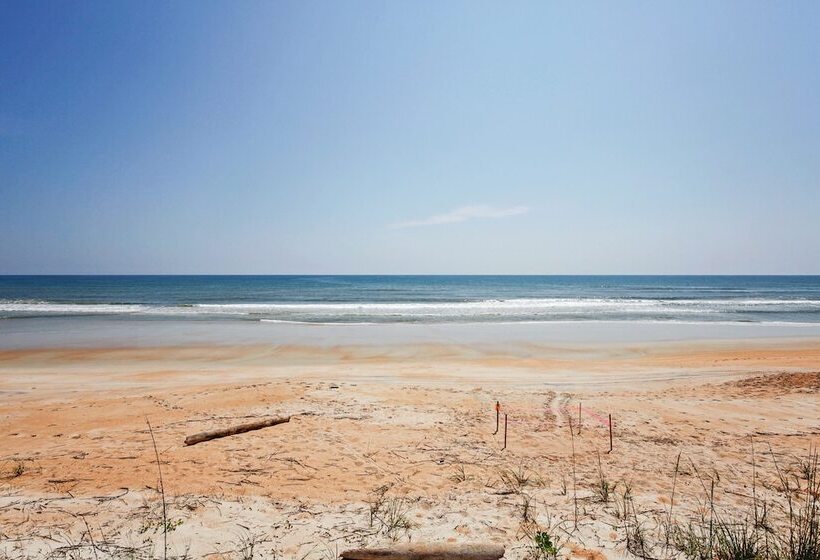 Oceanfront Oasis In Flagler Beach W/ Deck & Views!