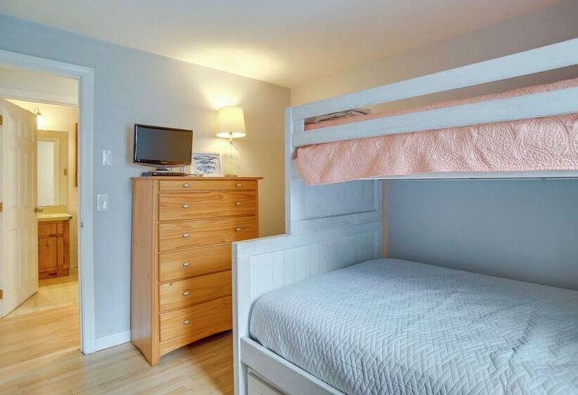 Dennis Retreat: 4 Mi To Mayflower Beach!