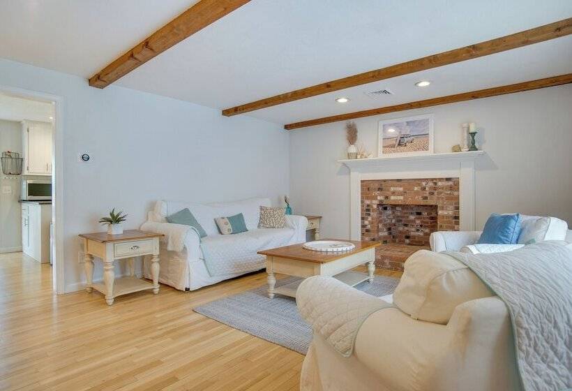 Dennis Retreat: 4 Mi To Mayflower Beach!