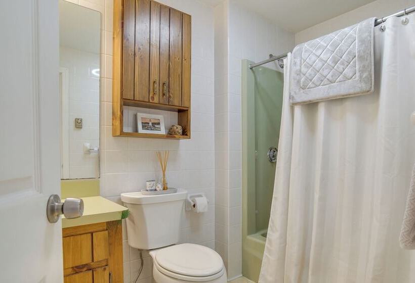 Dennis Retreat: 4 Mi To Mayflower Beach!