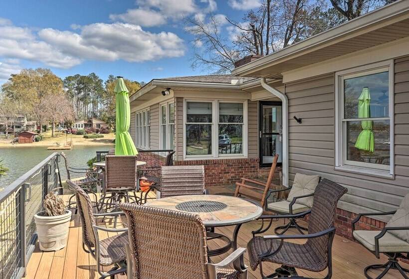 Quiet Lakefront Retreat W/ Boat Ramp & 2 Docks