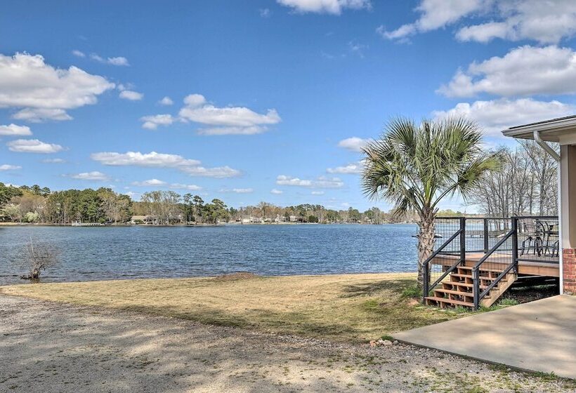 Quiet Lakefront Retreat W/ Boat Ramp & 2 Docks