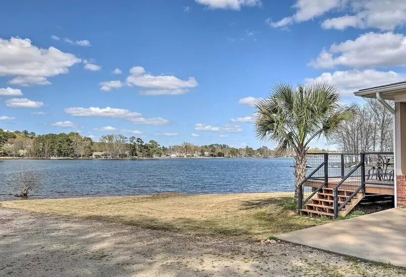 Quiet Lakefront Retreat W/ Boat Ramp & 2 Docks