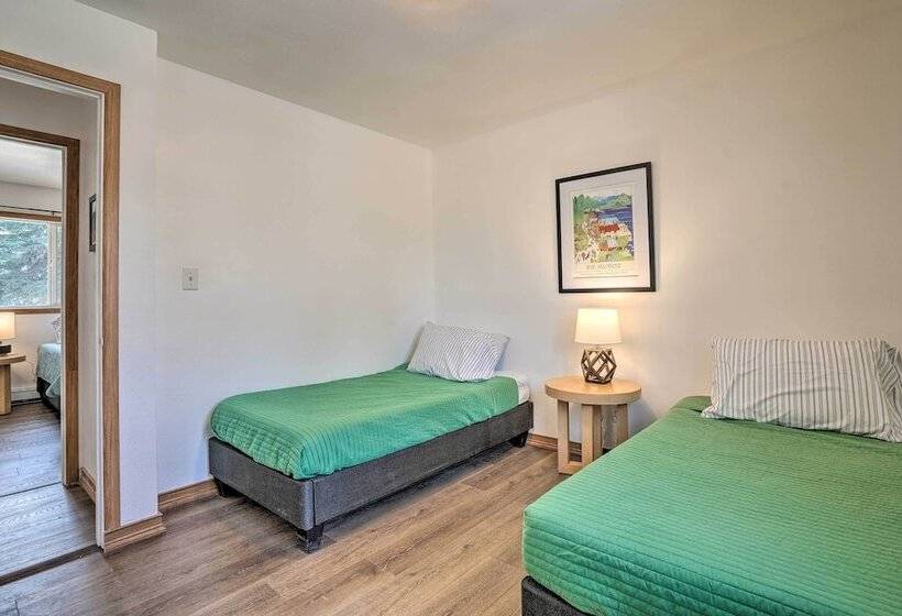 Relaxing Anchorage Home ~ 1 Mi To Downtown!