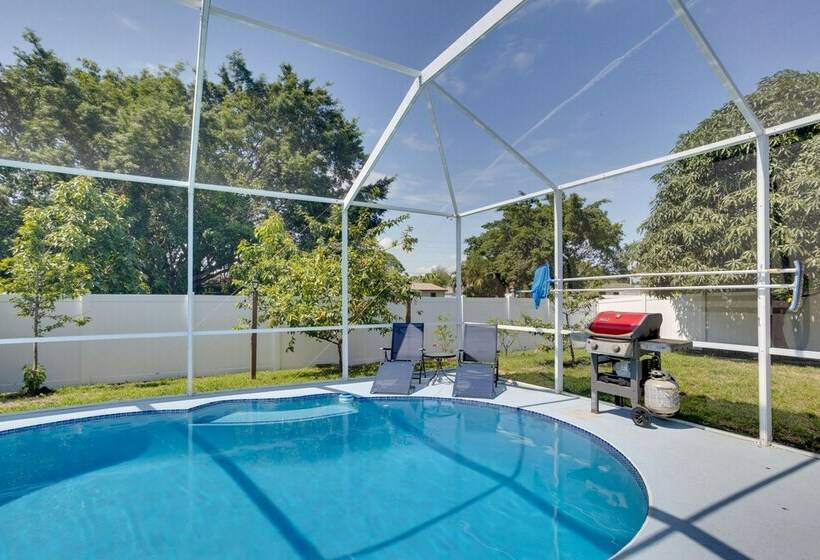 Renovated Sunny Port St Lucie Home W/ Outdoor Pool