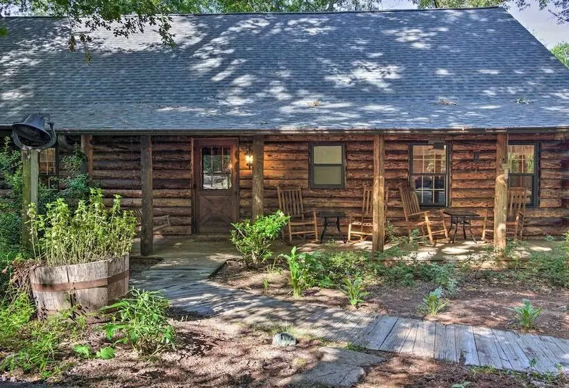 Secluded Cabin W/ Spacious Kitchen & Dining Area!