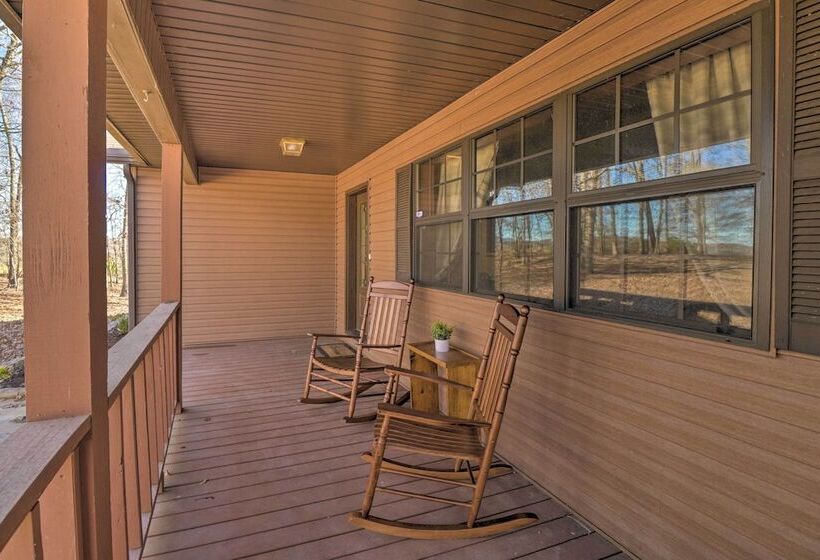 Secluded Marble Falls Family Home W/ Mtn Views!