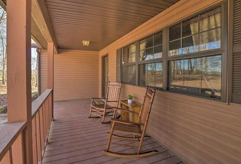 Secluded Marble Falls Family Home W/ Mtn Views!