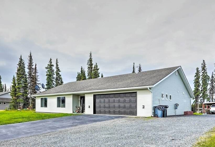 Soldotna Home W/ Yard, Walk To Kenai River!