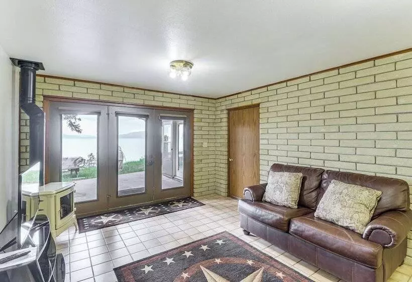 Flathead Lake Views: Scenic & Spacious Retreat!