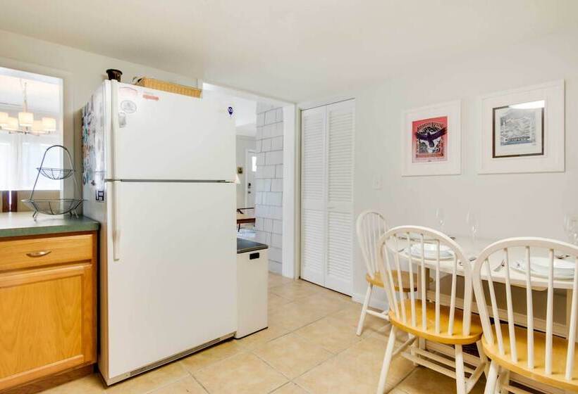 Walk To Beaches: Family Getaway In Bethany Beach!