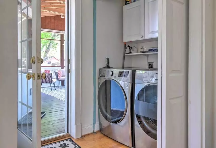 Waterfront North Beach Home ~ 2 Mi To Beach!