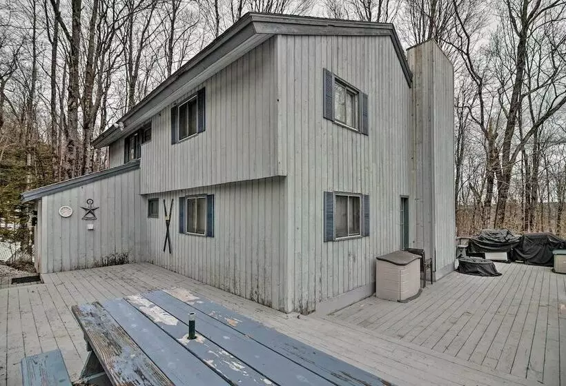 Near Hiking & Skiing: Home In Wilmington!