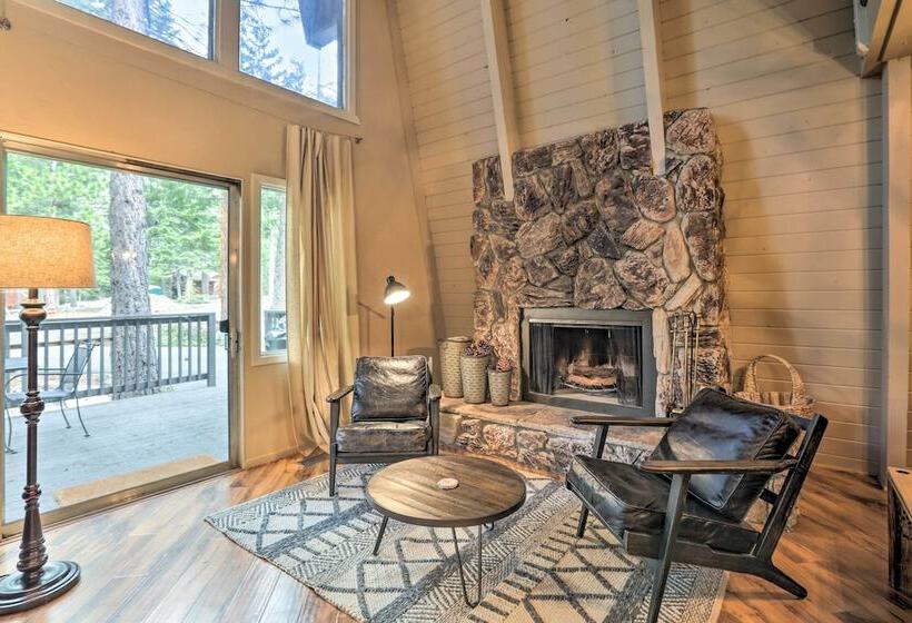 Near Skiing & Hiking: Carnelian Bay Cabin