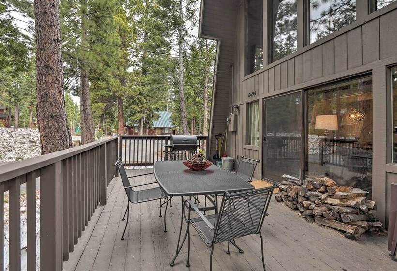 Near Skiing & Hiking: Carnelian Bay Cabin