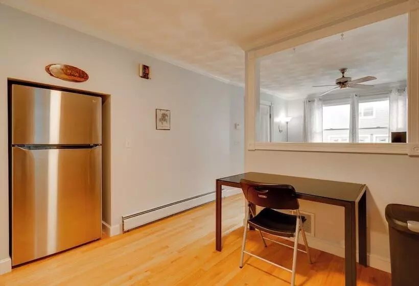 7 Mi To Downtown Providence: Quiet Apt In Seekonk