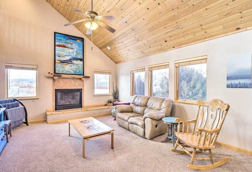 Charming, Spacious & Pet Friendly Buena Vista Home