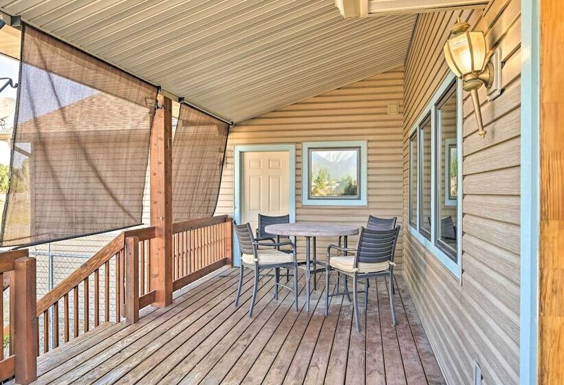 Charming, Spacious & Pet Friendly Buena Vista Home