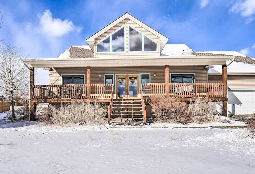 Charming, Spacious & Pet Friendly Buena Vista Home