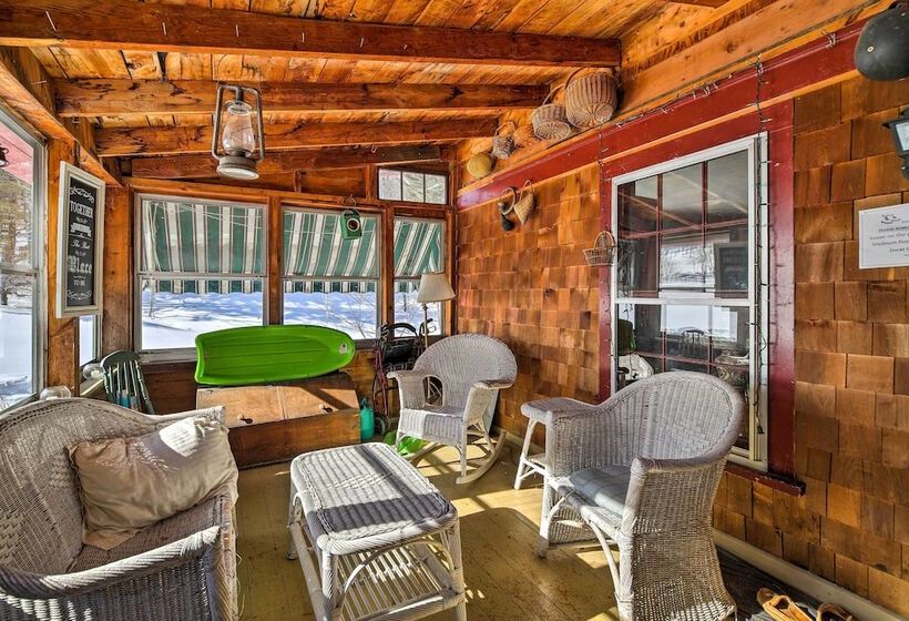 Chester Farmhouse On 100 Acres, 15 Min To Okemo!