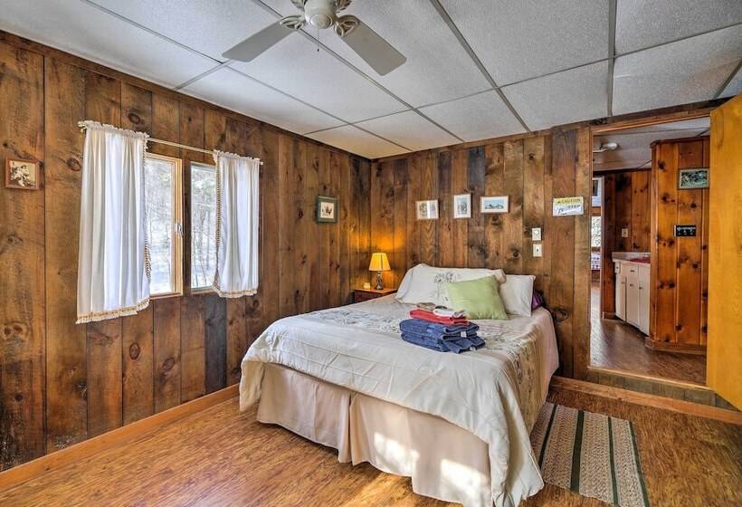 Chester Farmhouse On 100 Acres, 15 Min To Okemo!