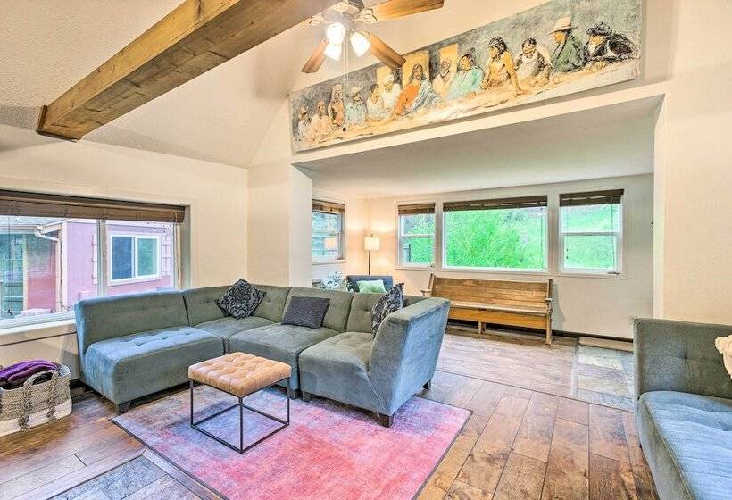 Creekside Morrison Cabin ~ 9 Mi To Red Rocks Park!