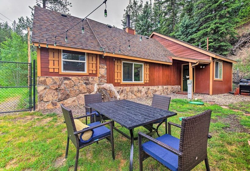 Creekside Morrison Cabin ~ 9 Mi To Red Rocks Park!