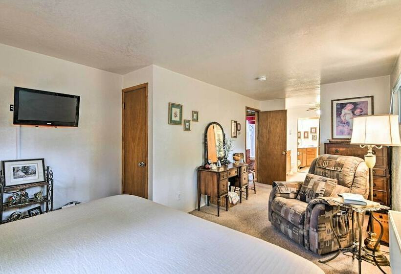 Cozy Grand Lake Home Near Lake & Nat L Park!