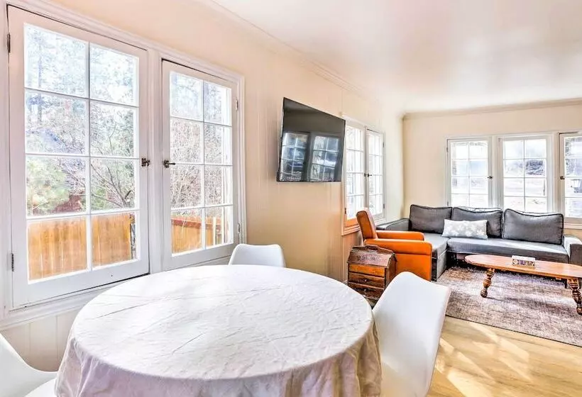 Cozy Home, 1/2 Mi To Downtown, 4 Mi To Hikes!