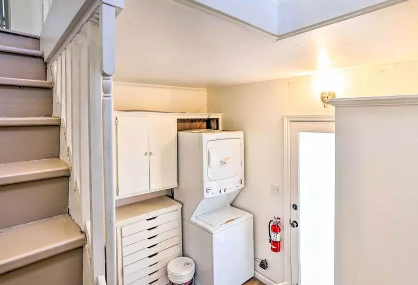 Cozy Home, 1/2 Mi To Downtown, 4 Mi To Hikes!