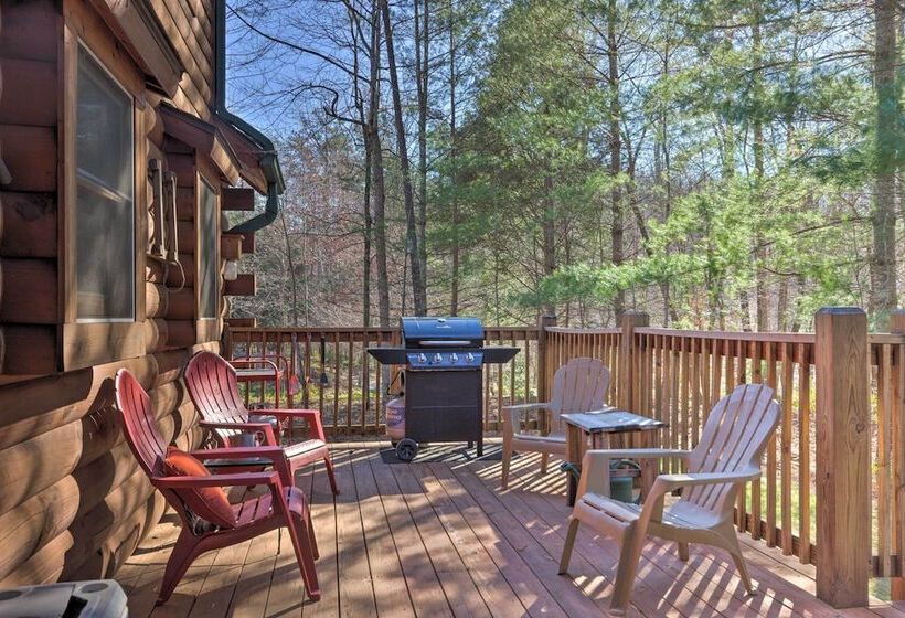 Lake Lure Log Cabin W/ Grill, Near Hiking!
