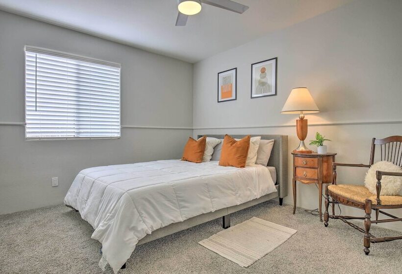 Desert Hot Springs Home W/ Pool & Gas Grill!